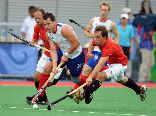 爱游戏体育-詹姆斯三分命中率生涯数据