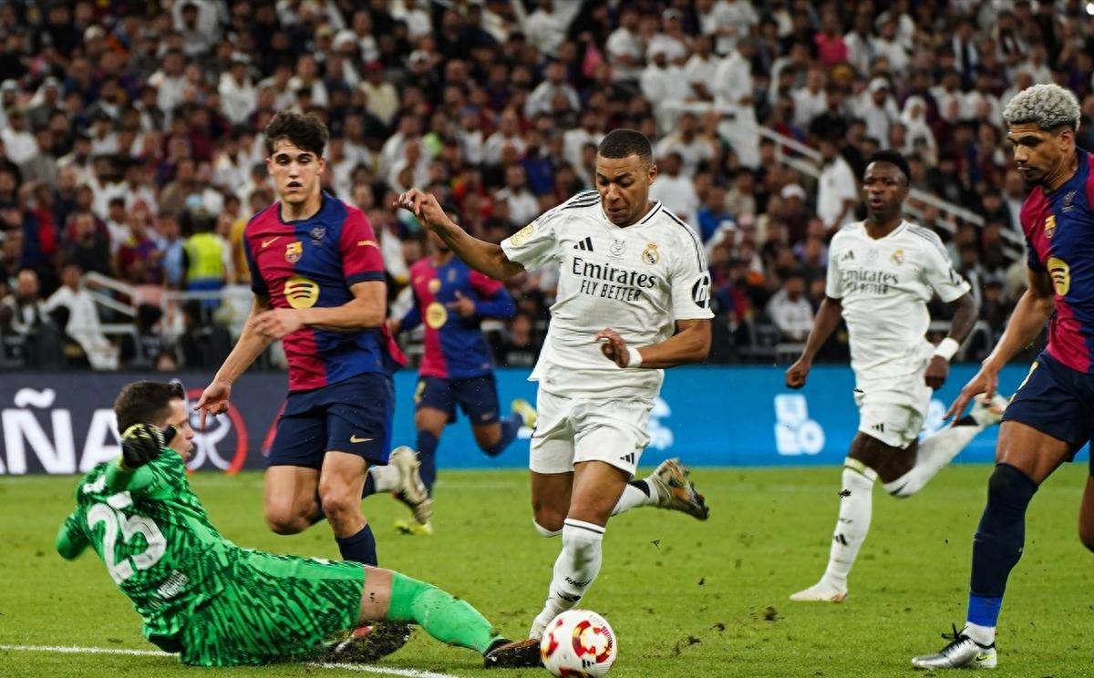 国王杯国际比赛日再迎强敌，阿斯顿维拉造点机会，主帅态度——管理层满意，赛季目标并未改变的简单介绍